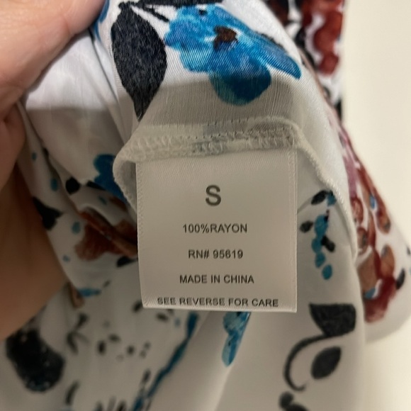 Fever Women Ruffled Sleeves Crew Neck Blouse Small - Picture 8 of 12